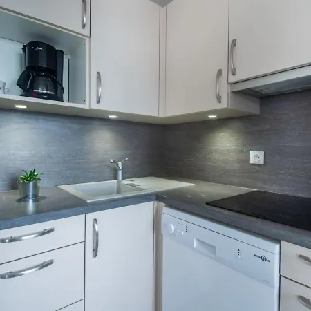 L'open-18 By Interhome Apartman Fréjus